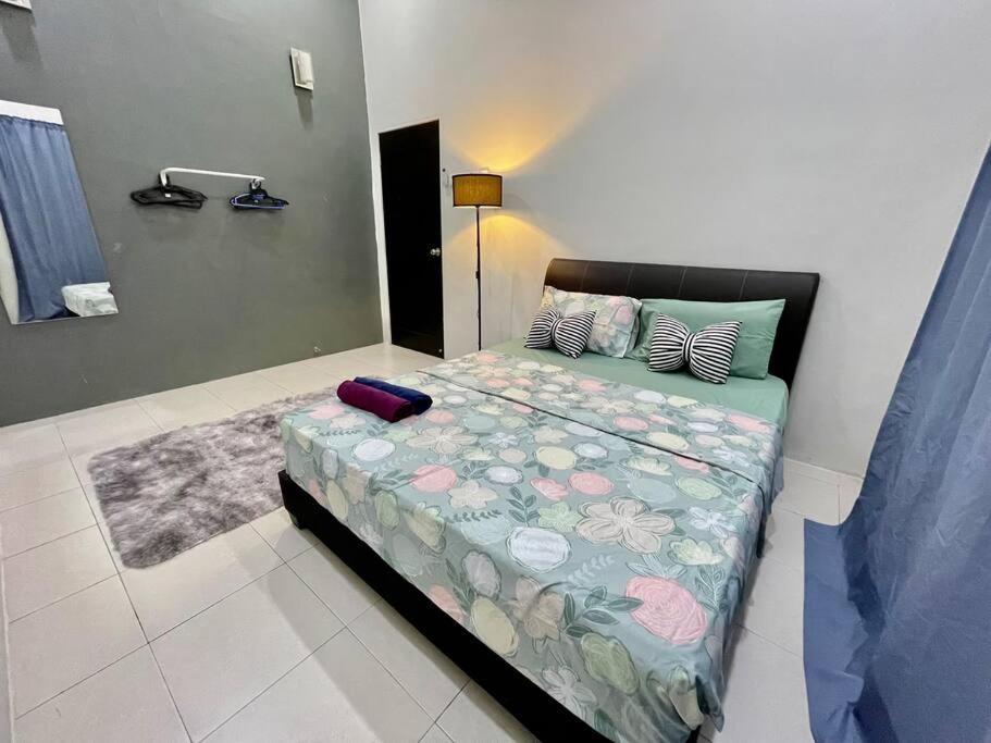 Comfort 36 Entire House At Alma Bukit Mertajam Exterior foto