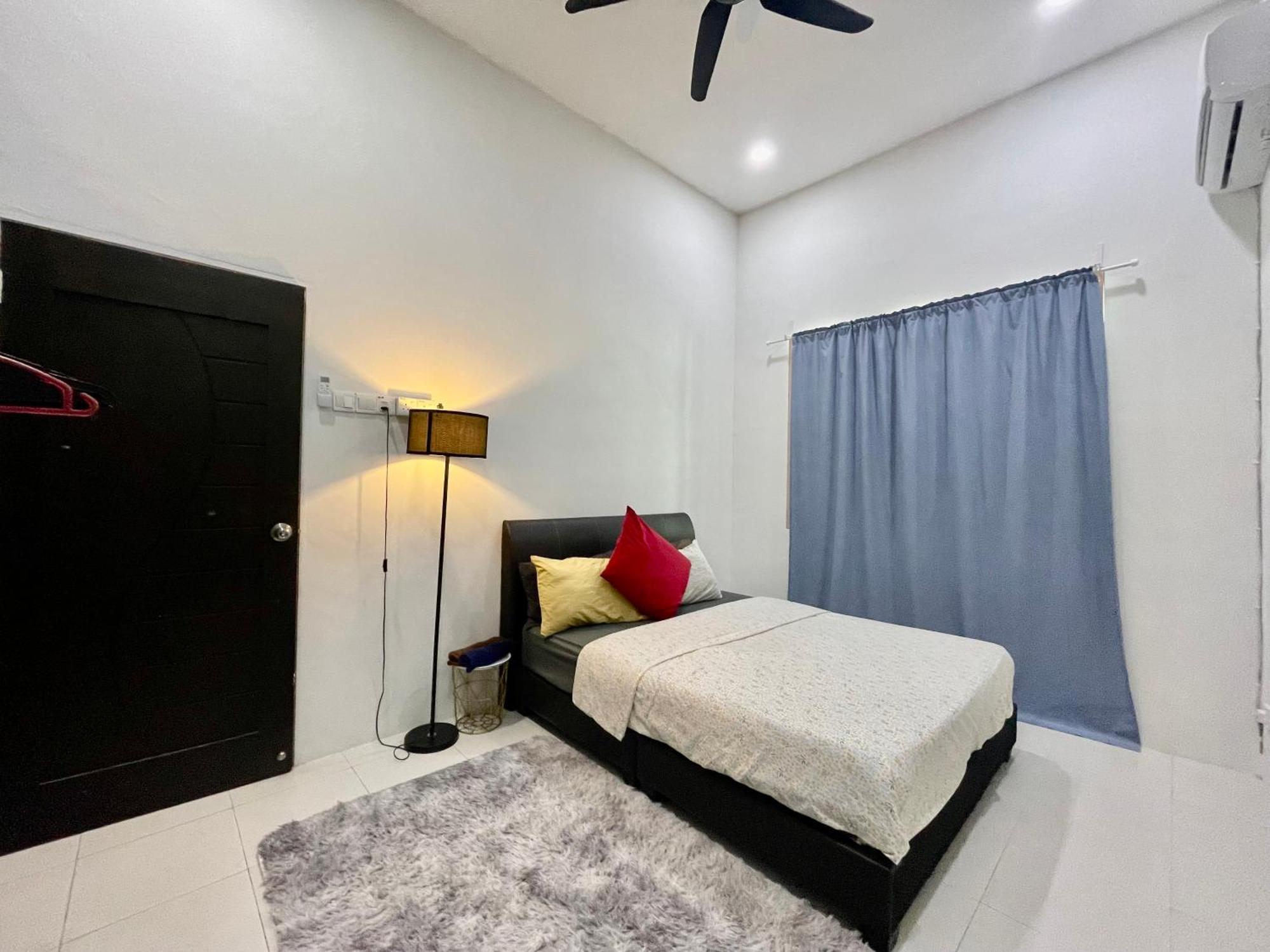 Comfort 36 Entire House At Alma Bukit Mertajam Exterior foto